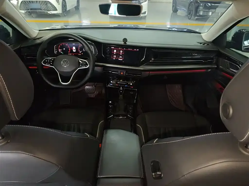 Volkswagen Passat 2022 из CN, фото 8