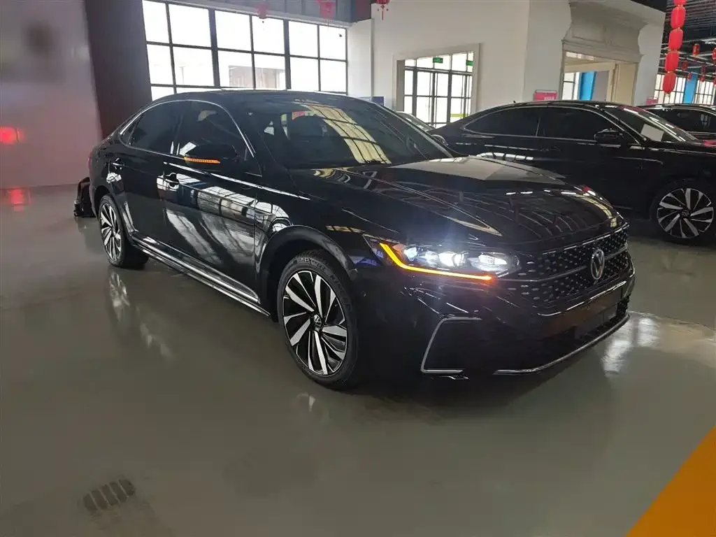 Volkswagen Passat 2022 из CN, фото 2