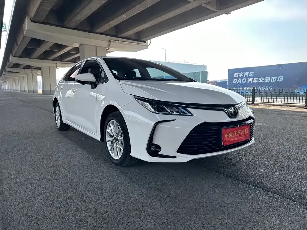 Toyota Corolla 2022 из CN, фото 9