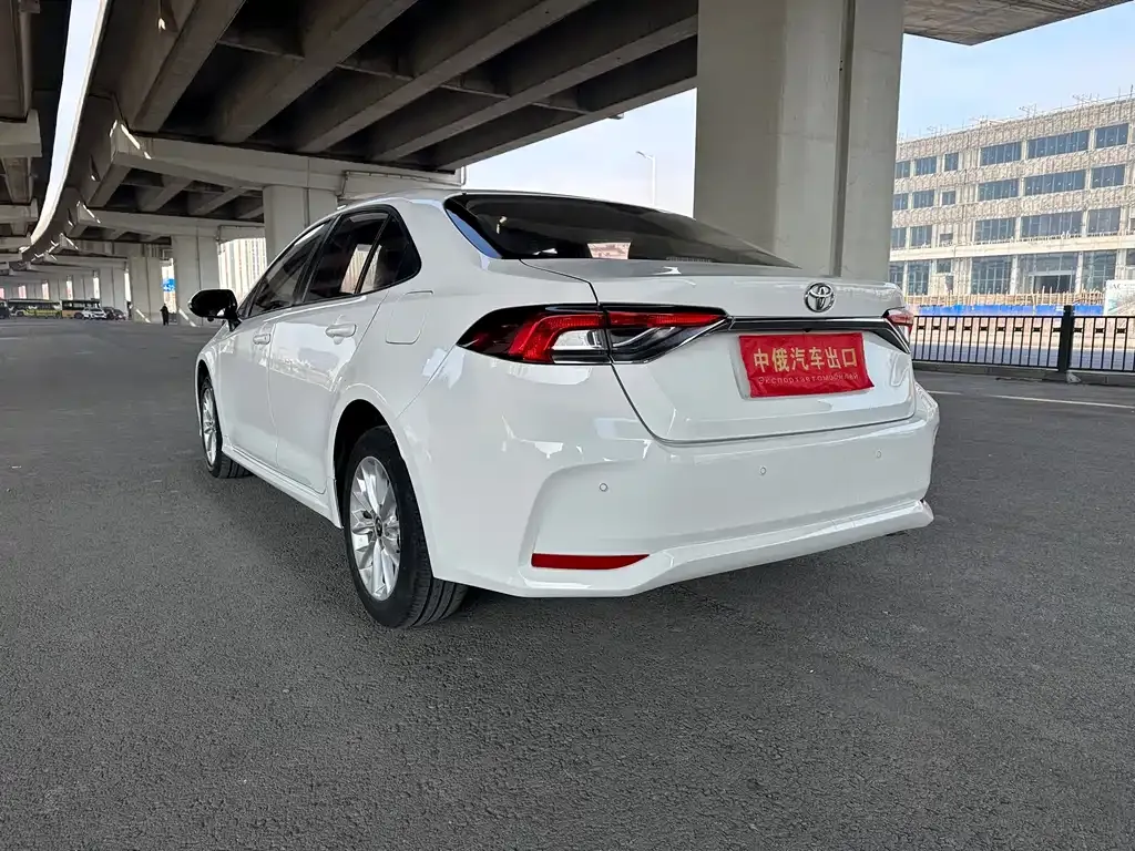 Toyota Corolla 2022 из CN, фото 4