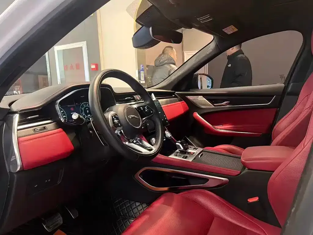Jaguar F-PACE 2024 из CN, фото 6