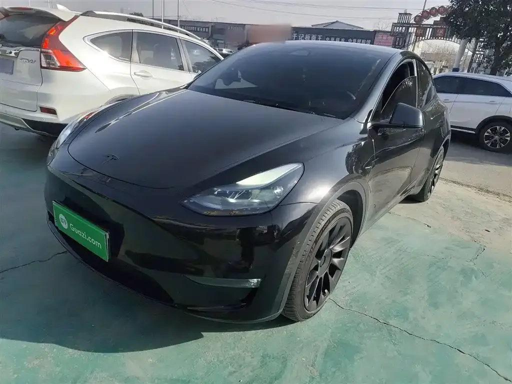 Tesla Model Y — фото 7