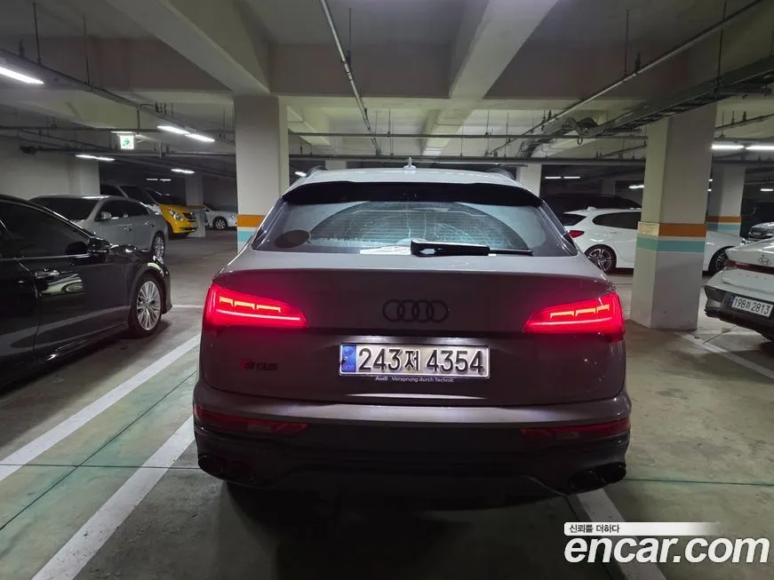 Audi SQ5 2023 из KR, фото 4