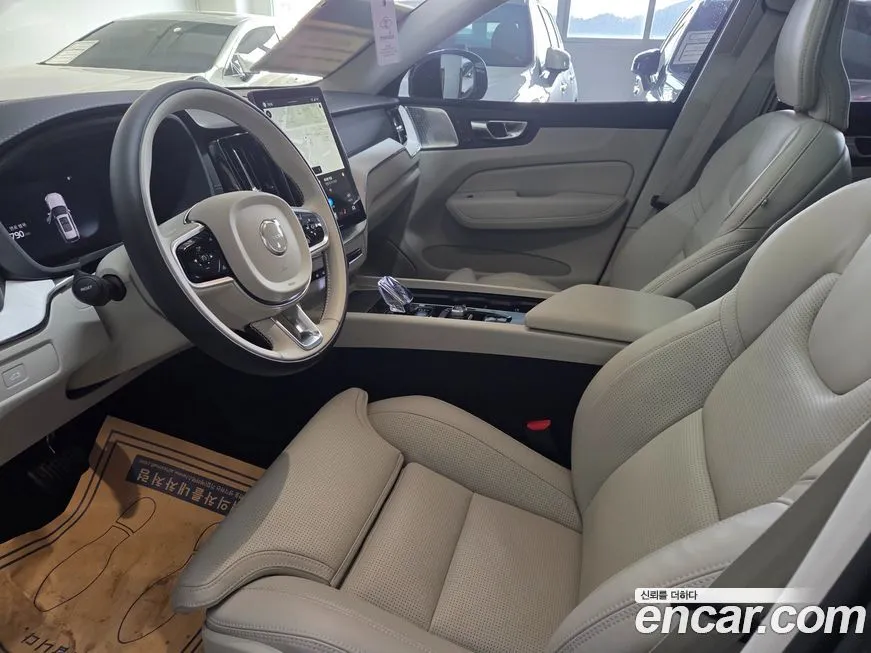 Volvo XC60 2026 из KR, фото 2