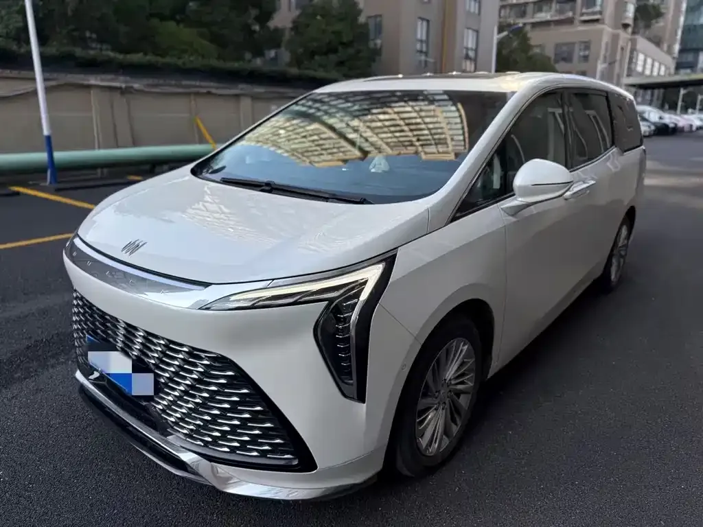Buick Century 2023 из CN, фото 1