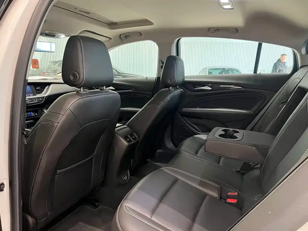 Buick Regal — фото 6