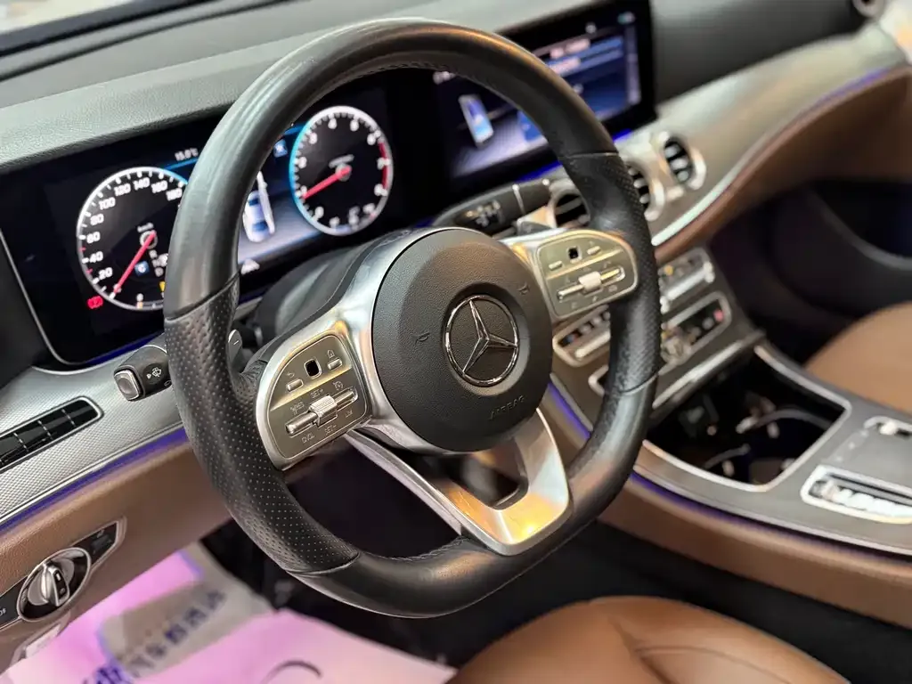 Mercedes-Benz E-Class (Import) — фото 8