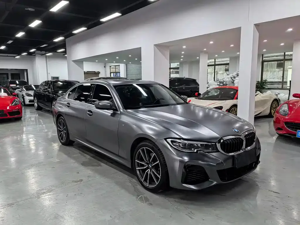 BMW 3 Series 2022 из CN, фото 3