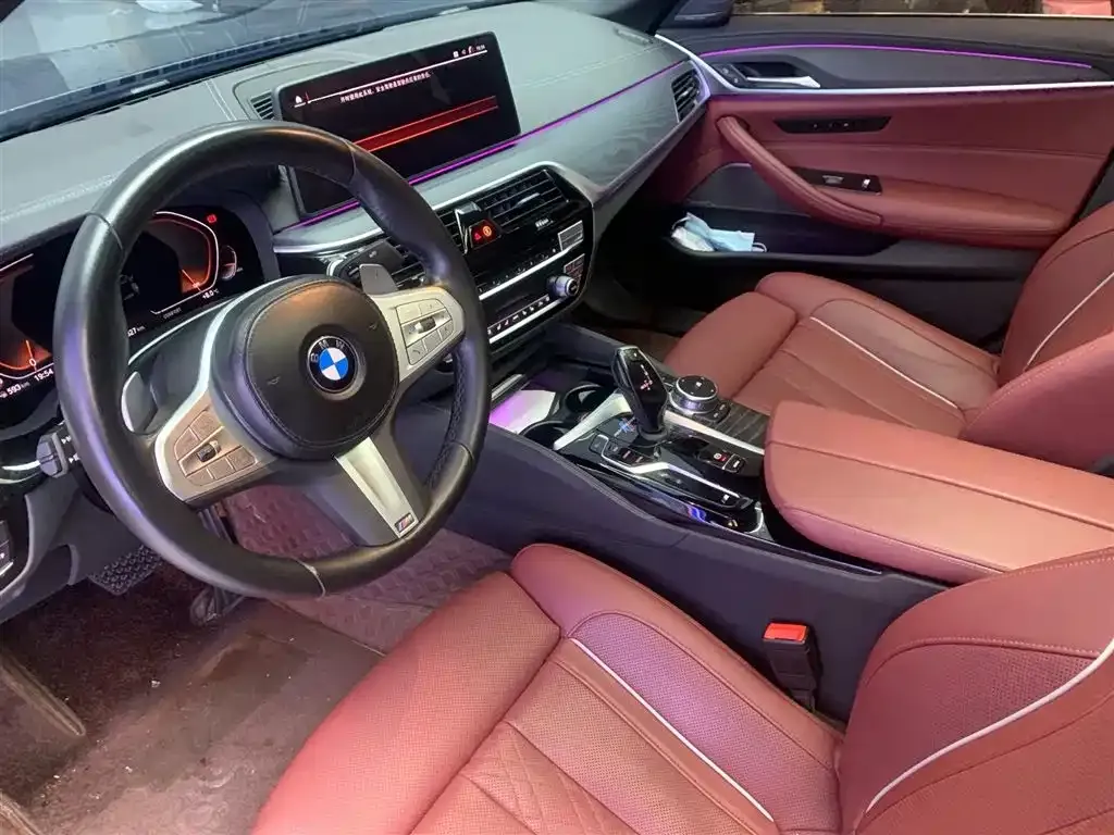 BMW 5 Series 2023 из CN, фото 4