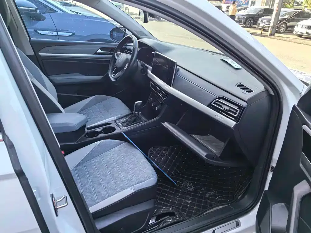 Volkswagen Lavida 2024 из CN, фото 4
