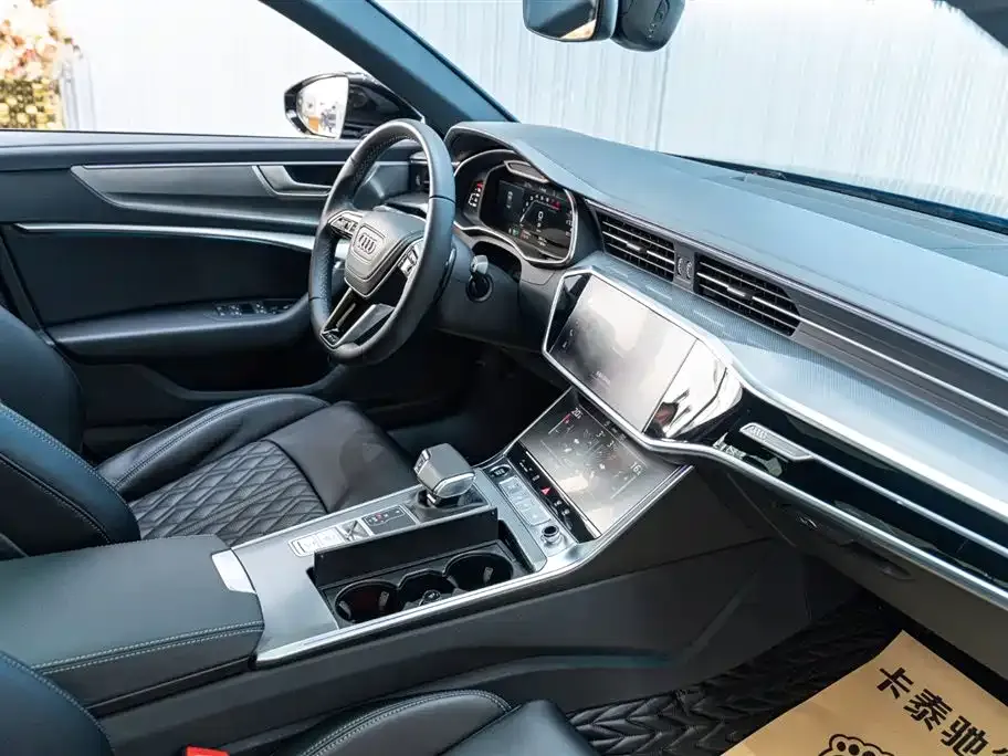 Audi A6L 2025 из CN, фото 7