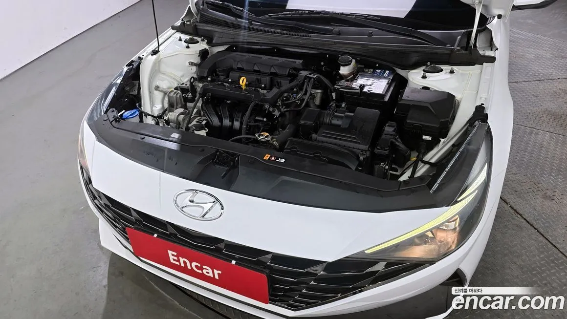 Hyundai AVANTE — фото 2