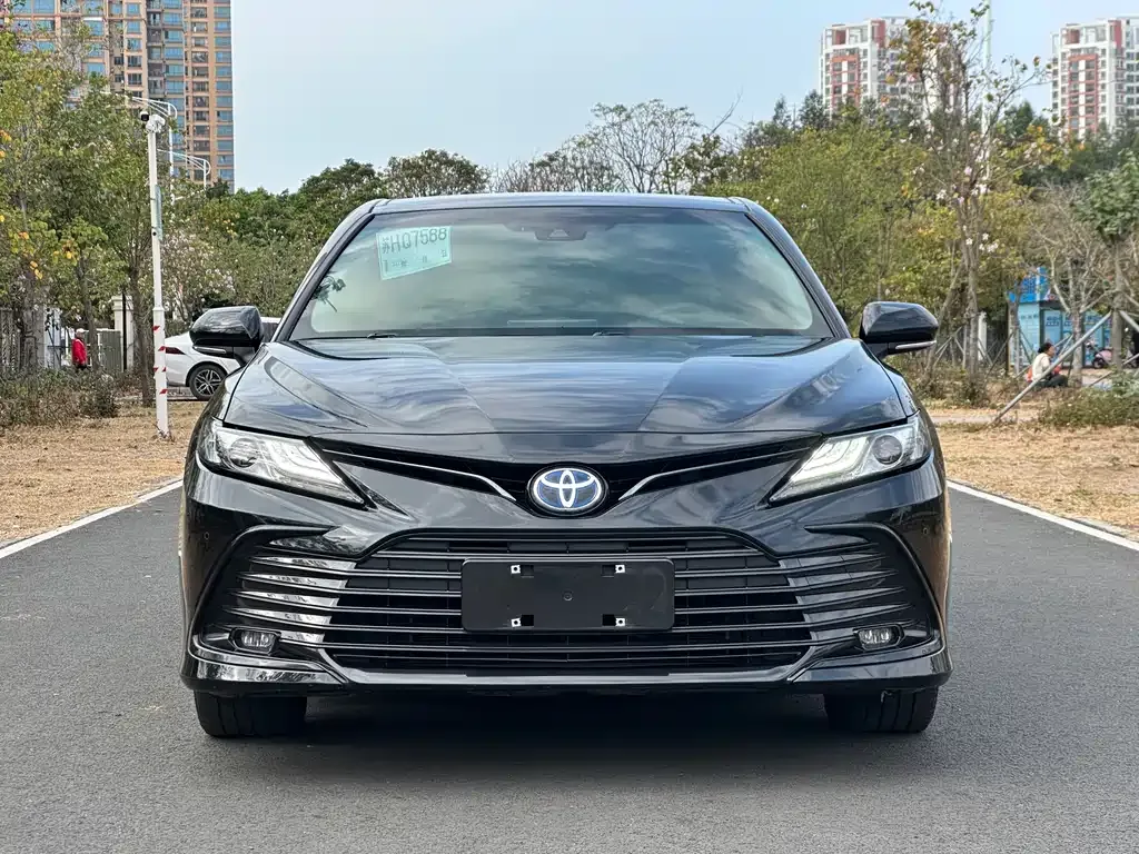 Toyota Camry 2022 из CN, фото 2