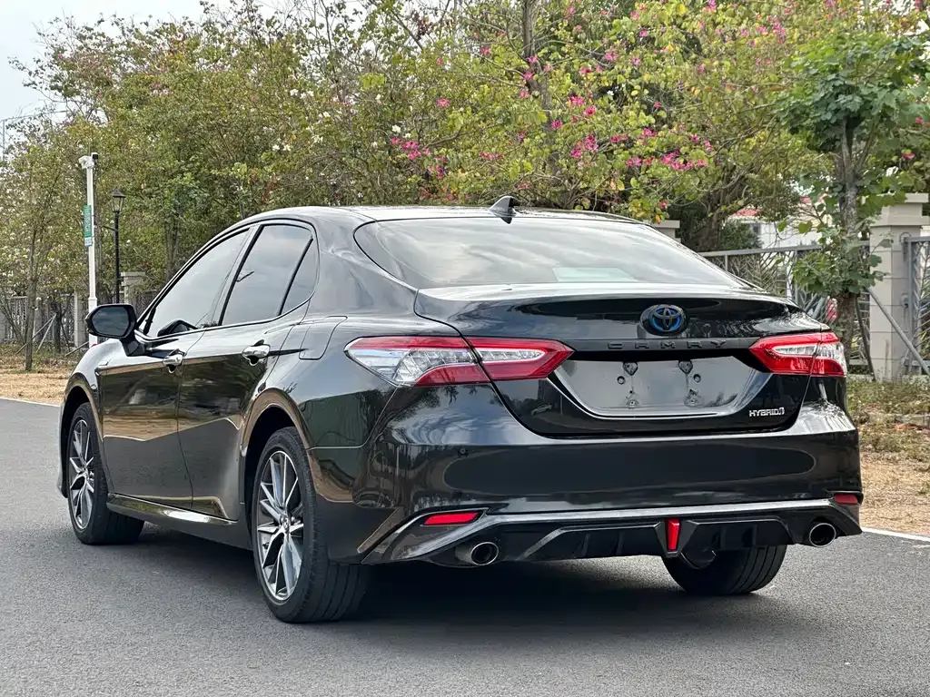 Toyota Camry 2022 из CN, фото 10