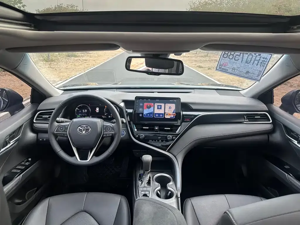 Toyota Camry 2022 из CN, фото 9