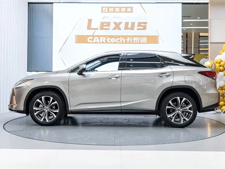 Lexus RX — фото 4