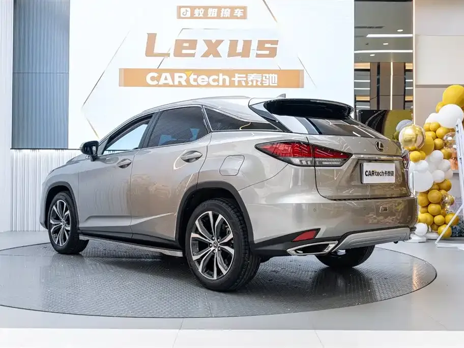 Lexus RX — фото 7