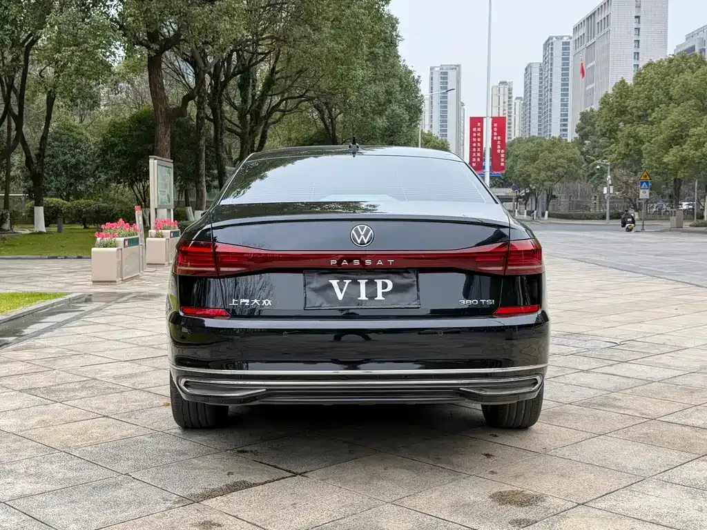 Volkswagen Passat — фото 3