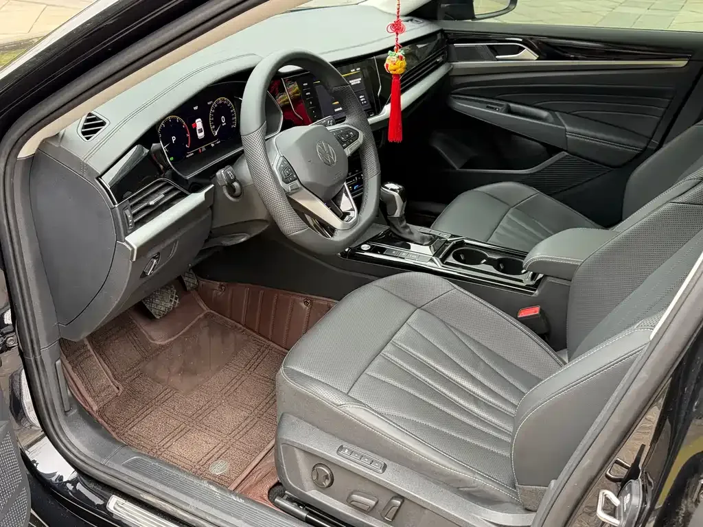 Volkswagen Passat — фото 2