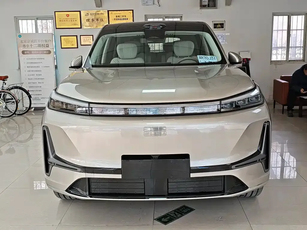 Geely Galaxy M9 2026 из CN, фото 6