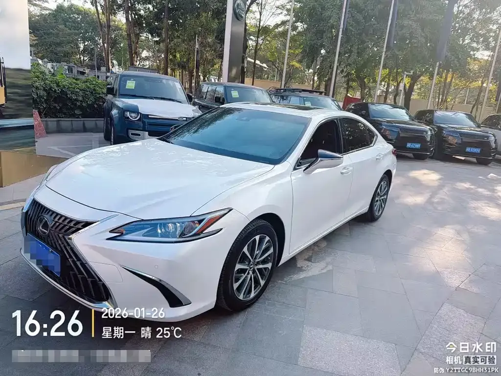 Lexus ES 2024 из CN, фото 1