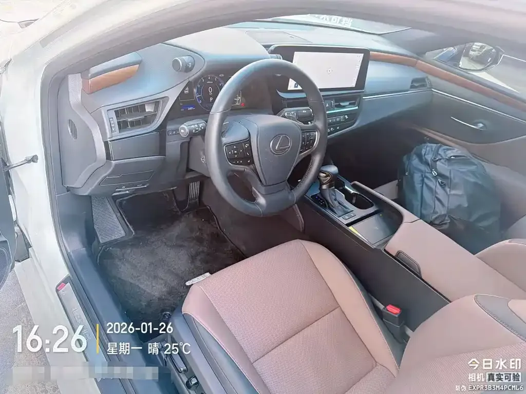 Lexus ES 2024 из CN, фото 6