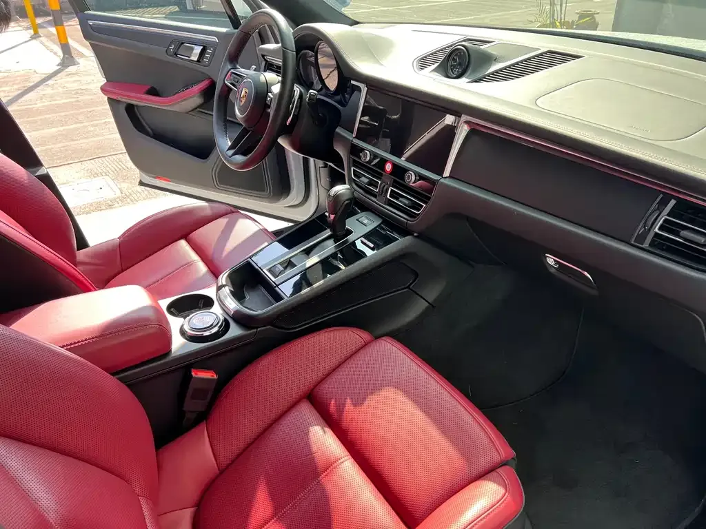 Porsche Macan 2023 из CN, фото 10