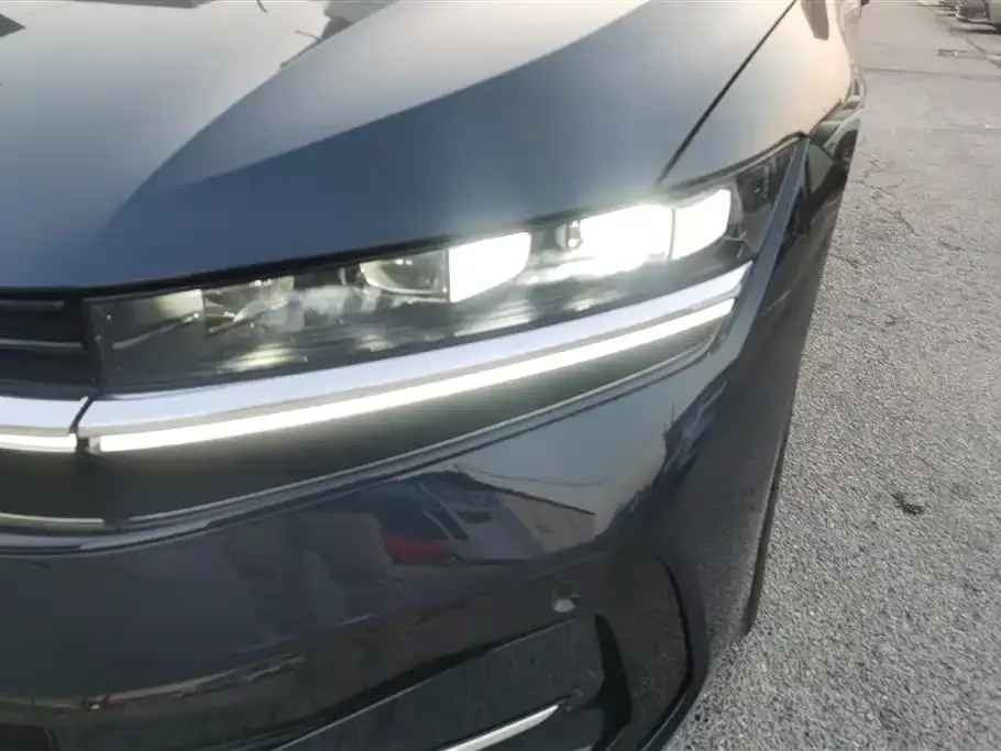 Volkswagen Magotan 2025 из CN, фото 2