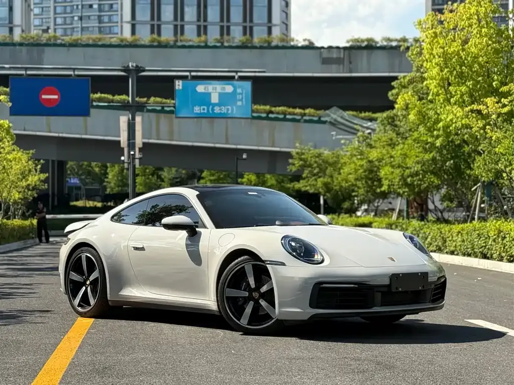 Porsche 911 2025 из CN, фото 7