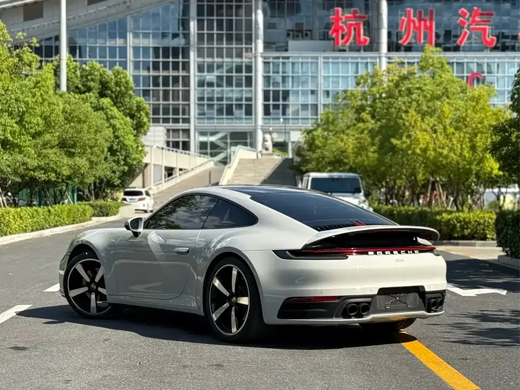 Porsche 911 2025 из CN, фото 3