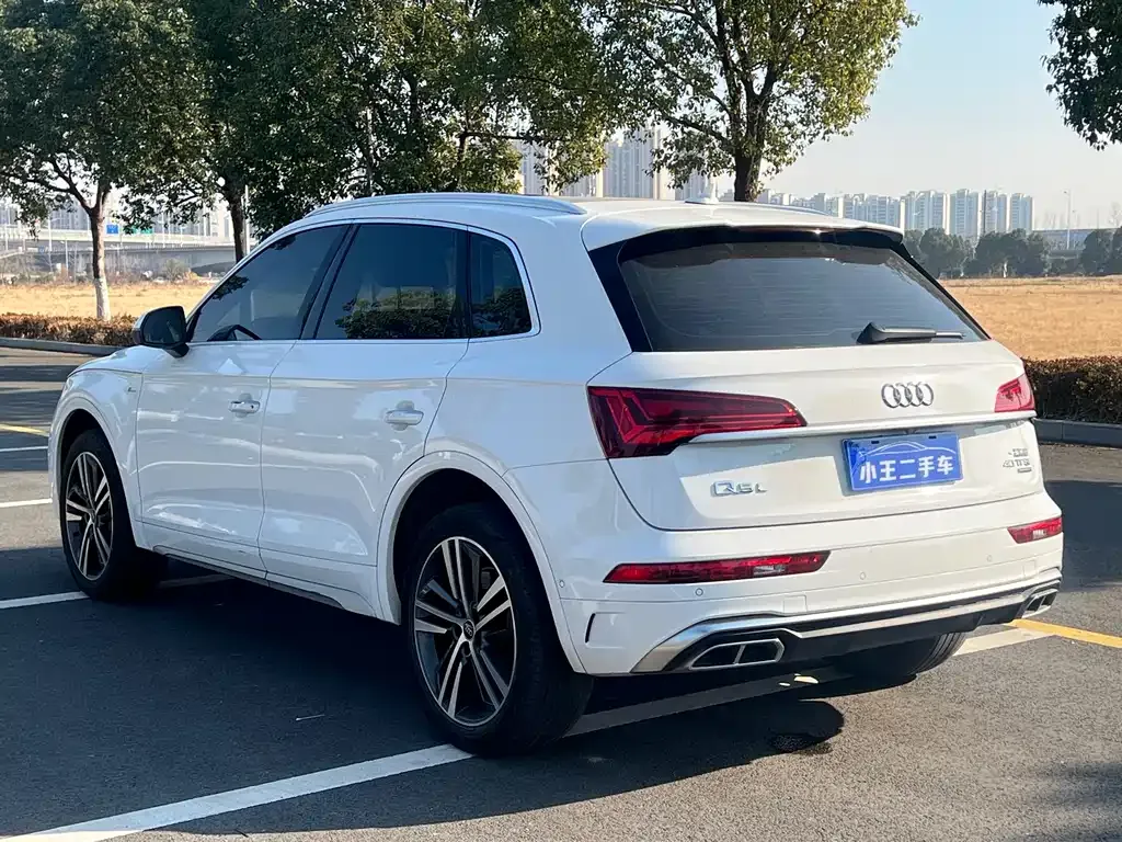 Audi Q5L 2022 из CN, фото 10