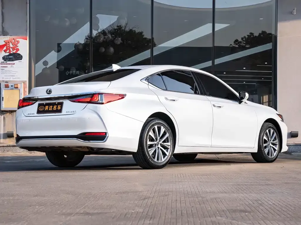 Lexus ES 2021 из CN, фото 5