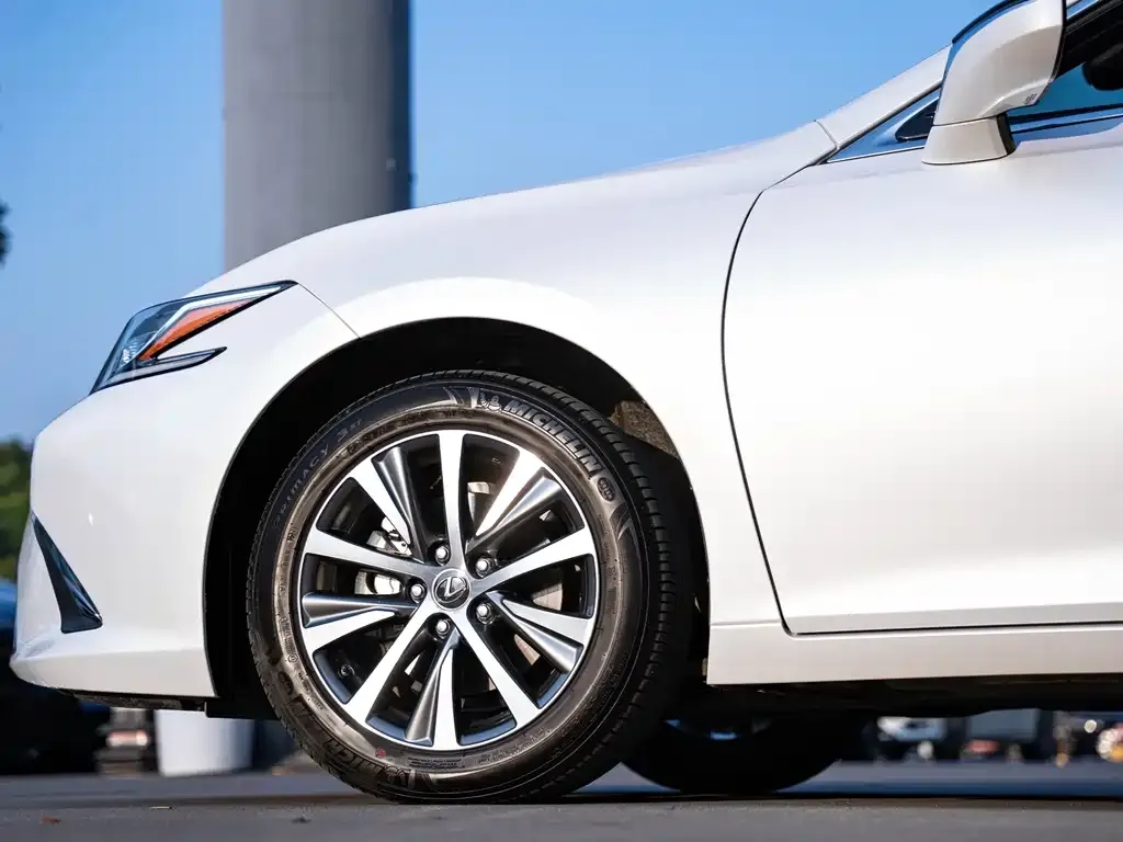 Lexus ES 2021 из CN, фото 6