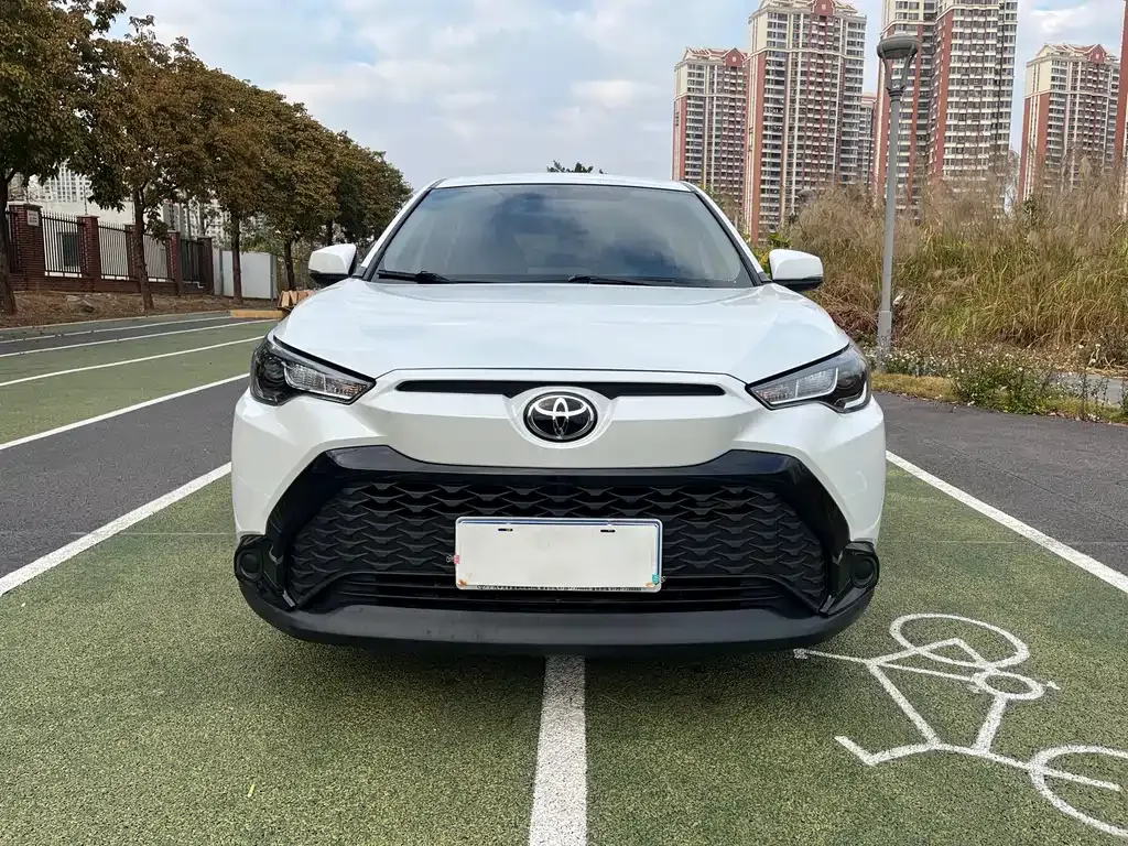 Toyota Frontlander 2022 из CN, фото 10