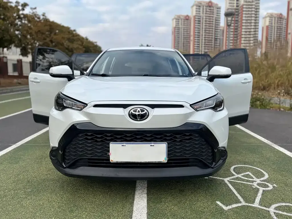 Toyota Frontlander 2022 из CN, фото 9