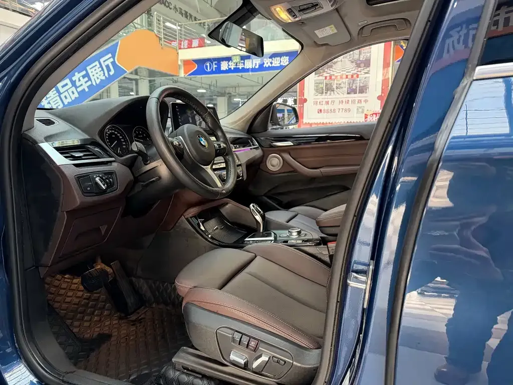 BMW X1 2021 из CN, фото 3