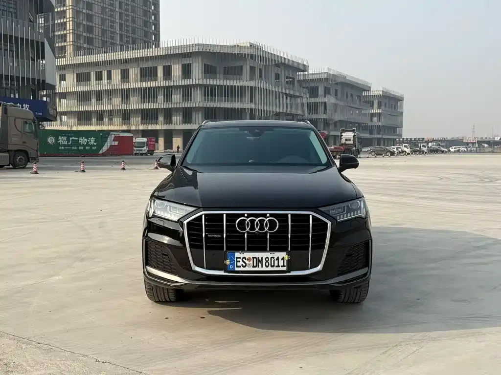 Audi Q7 — фото 7