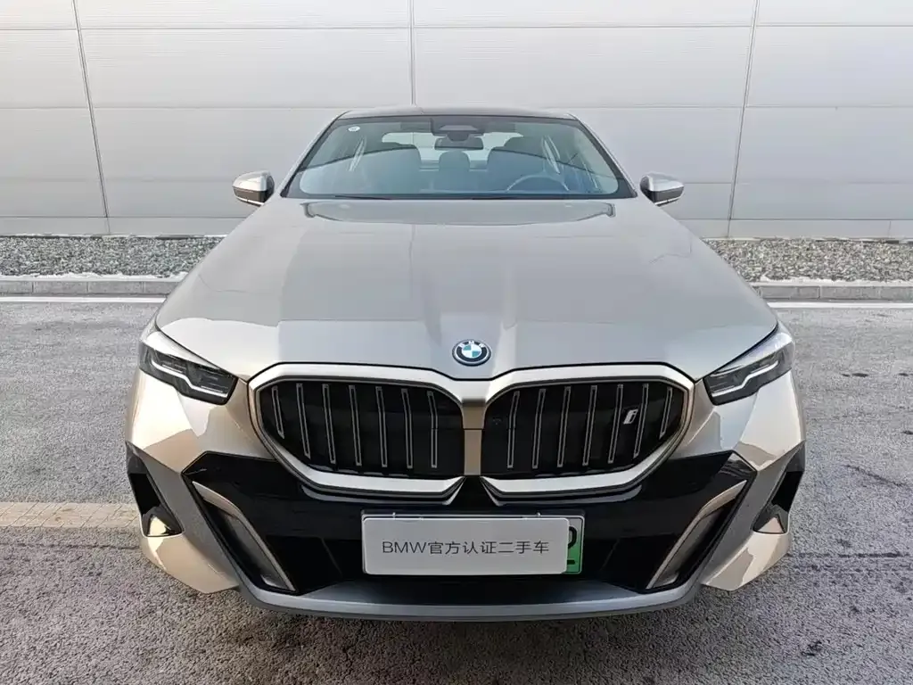 BMW i5 2025 из CN, фото 6