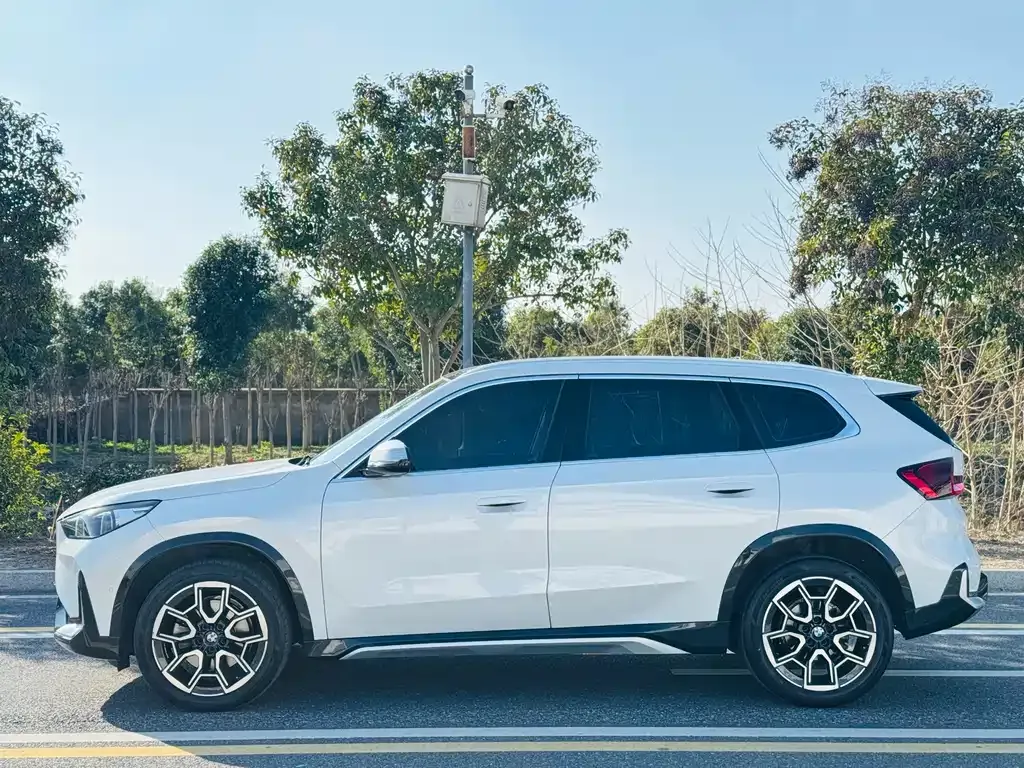 BMW X1 2024 из CN, фото 7