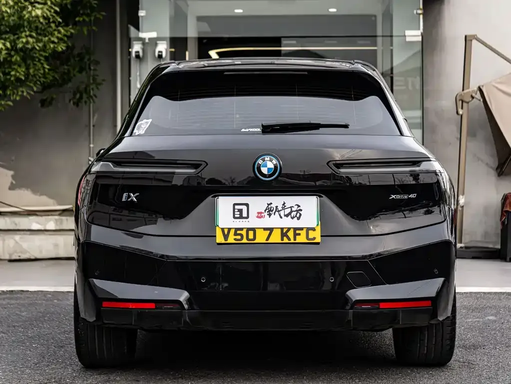 BMW iX 2023 из CN, фото 8