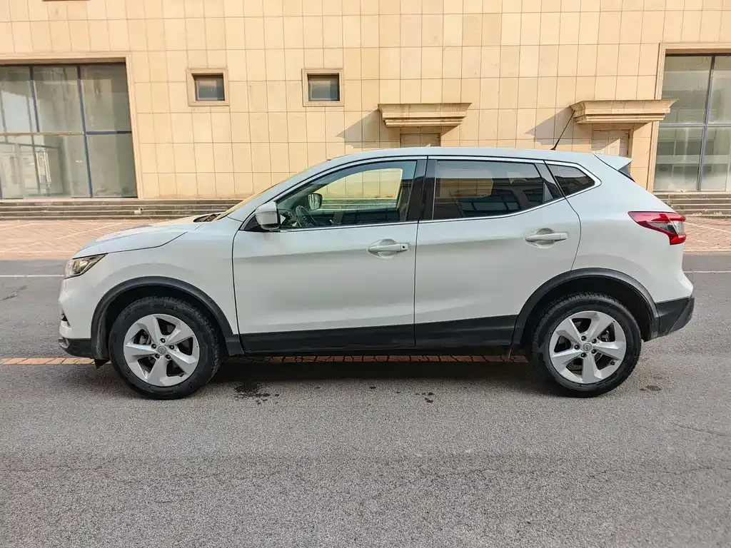 Nissan Qashqai 2021 из CN, фото 4