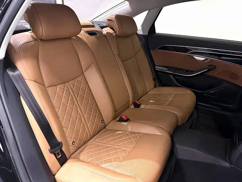 Audi A8 New Energy 2022 из CN, фото 3