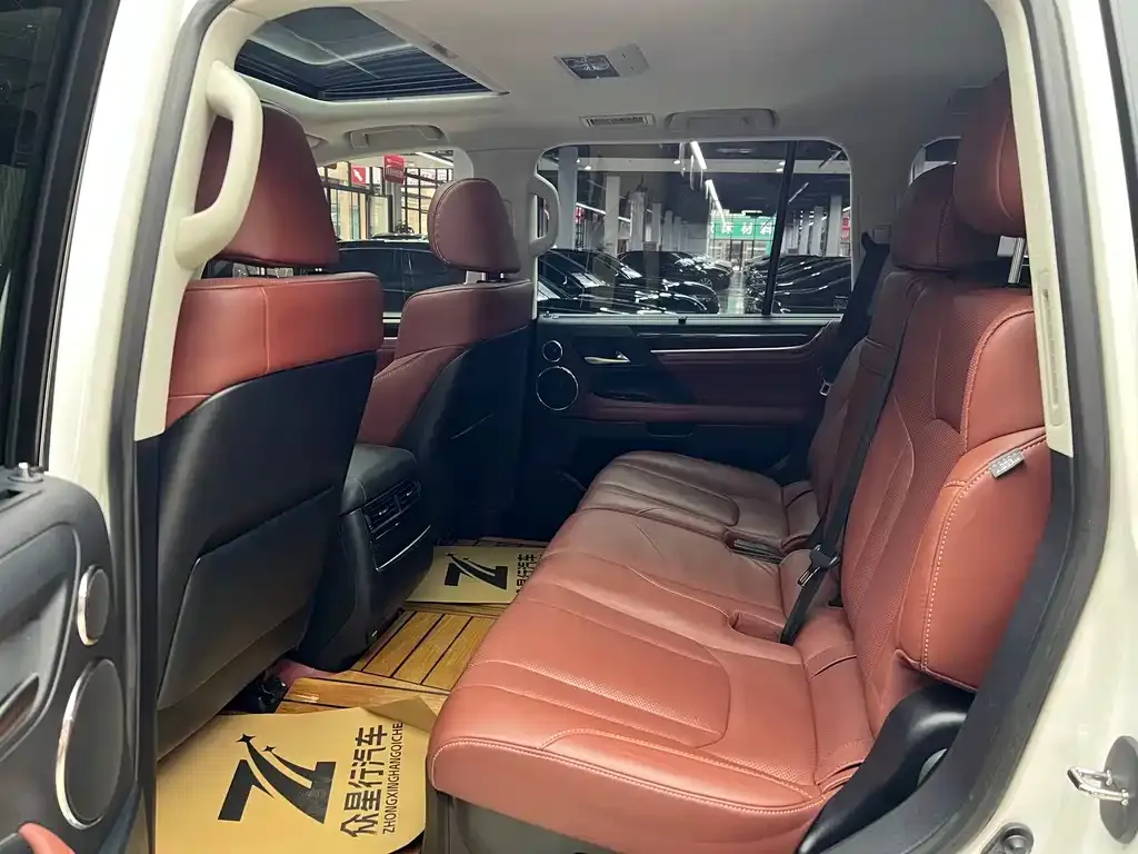 Lexus LX 2022 из CN, фото 7