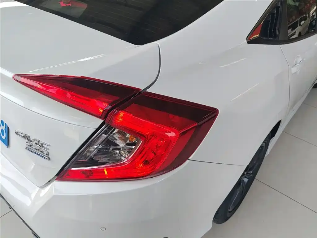 Honda Civic 2021 из CN, фото 7