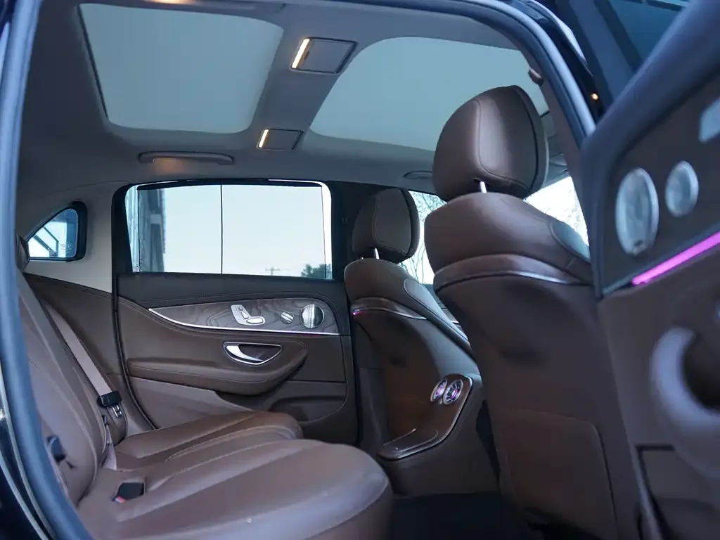 Mercedes-Benz E-Class 2022 из CN, фото 2