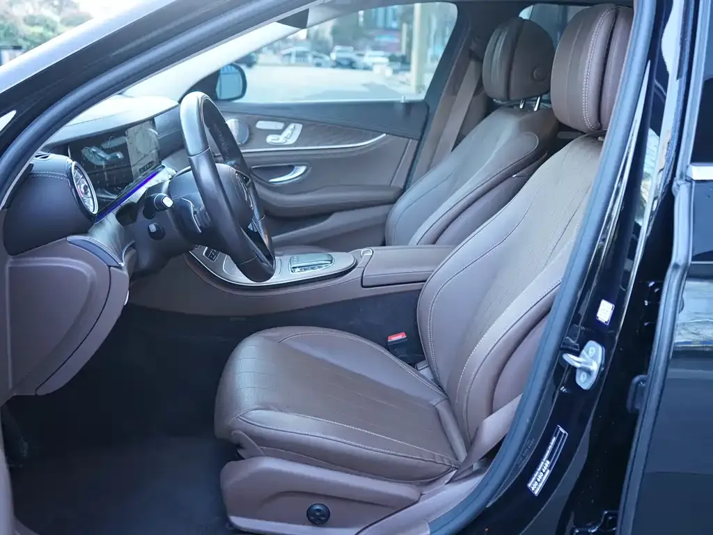 Mercedes-Benz E-Class 2022 из CN, фото 5