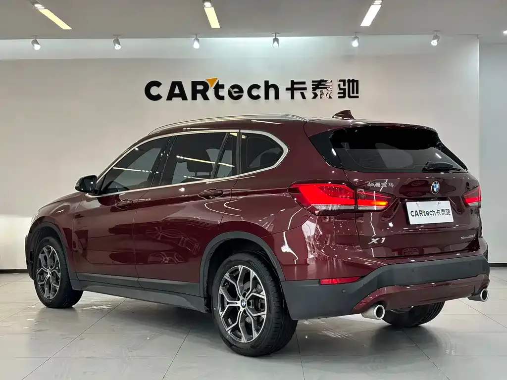 BMW X1 2021 из CN, фото 9