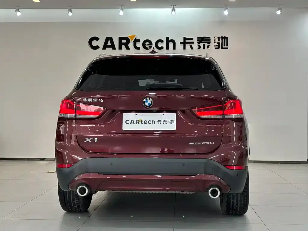 BMW X1 2021 из CN, фото 3