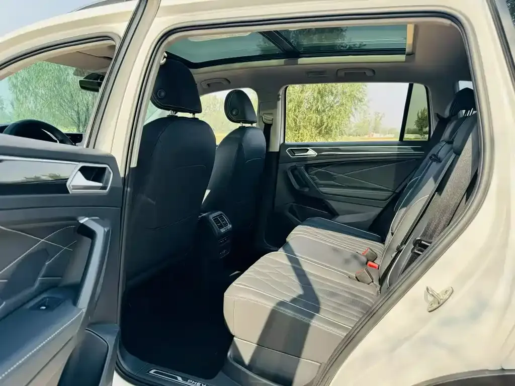 Volkswagen Tiguan L New Energy 2022 из CN, фото 7