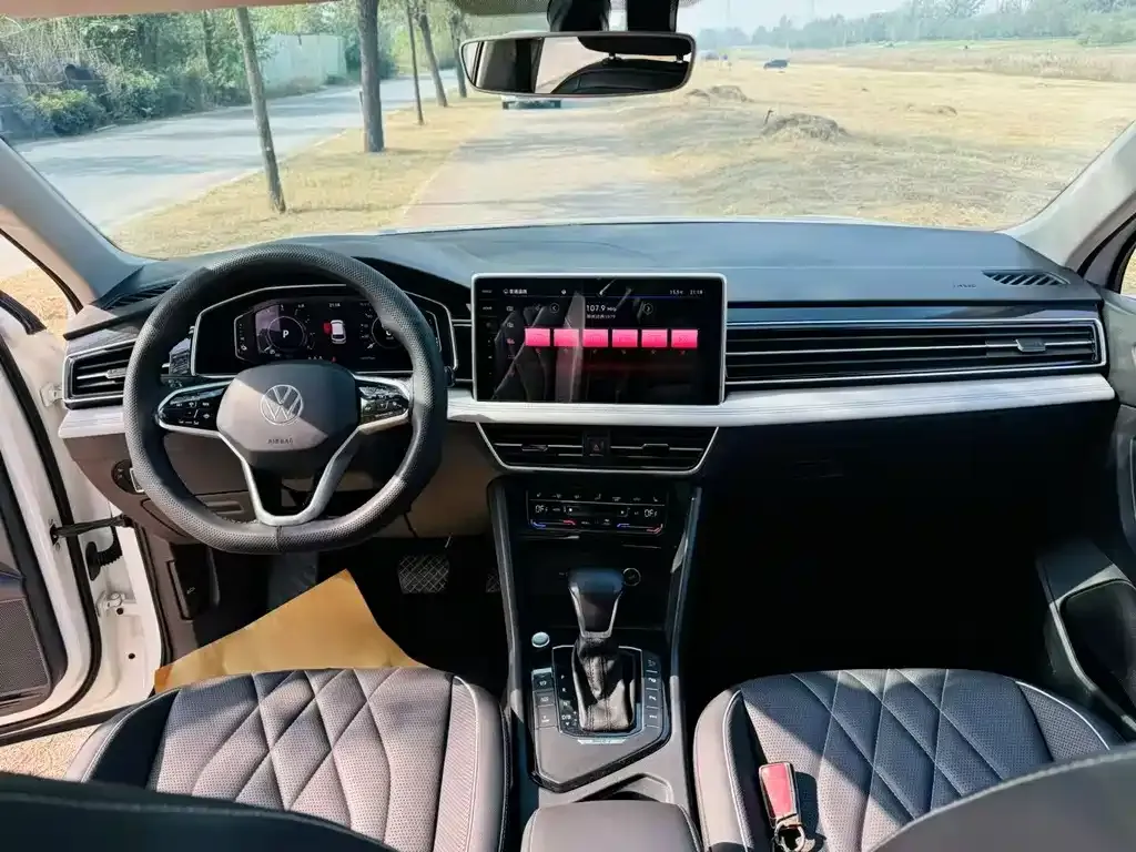 Volkswagen Tiguan L New Energy 2022 из CN, фото 3